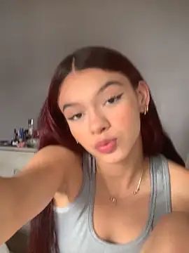 catalinaruiz  online show from 05/16/26, 06:39