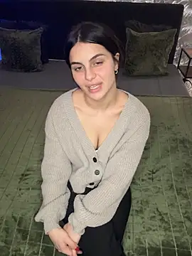 Snapshot of DeineJulia chatting on 12/13/25, 10:26 DeineJulia online show from 12/13/25, 10:26