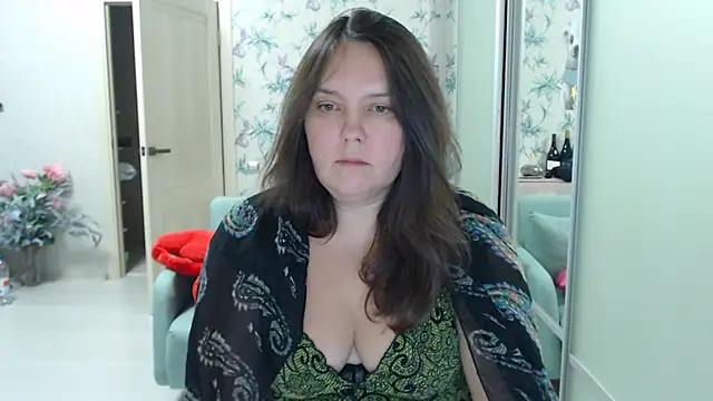 Snapshot of cappuchinno chatting on 12/15/25, 05:39 cappuchinno online show from 12/15/25, 05:39