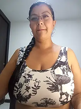 CelesteAlvarez1989 online show from 05/19/26, 03:57