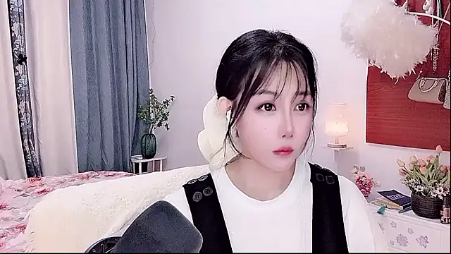 Laura 520 online show from 06/01/26, 12:40