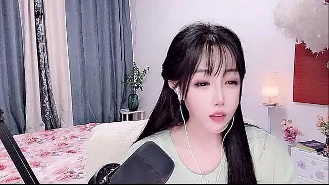Laura 520 online show from 06/03/26, 11:13