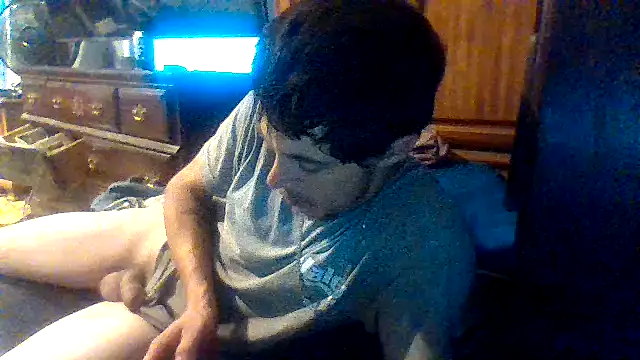 Snapshot of dickencidr chatting on 06/10/26, 11:35 dickencidr online show from 06/10/26, 11:35