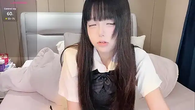 Victoria-6688- online show from 11/15/25, 02:46