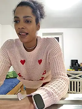 Snapshot of chanell95 chatting on 11/17/25, 10:04 chanell95 online show from 11/17/25, 10:04