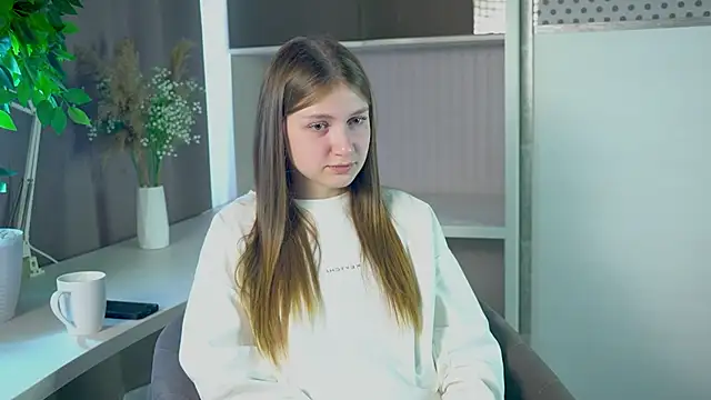 Snapshot of LesaFeldker chatting on 11/20/25, 03:39 LesaFeldker online show from 11/20/25, 03:39