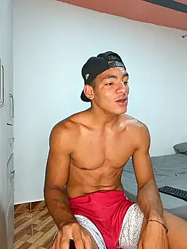 Snapshot of elnegro14 chatting on 11/24/25, 11:43 elnegro14 online show from 11/24/25, 11:43