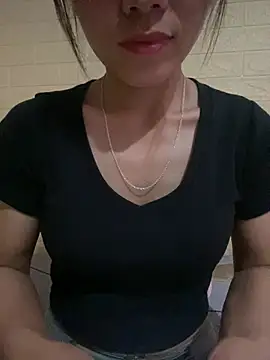 Trangbabylove online show from 07/23/26, 06:00