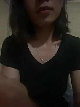 Trangbabylove online show from 07/27/26, 12:34