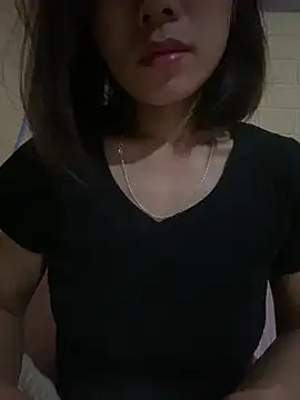 Trangbabylove online show from 07/28/26, 12:40