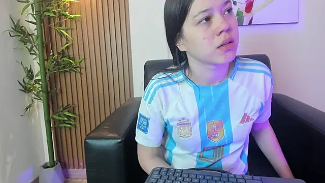 Emily Frostt online show from 07/16/26, 11:38