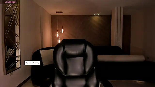 HaileyRoss  online show from 06/08/26, 11:10