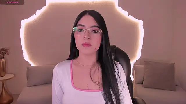 HaileyRoss  online show from 07/11/26, 02:58