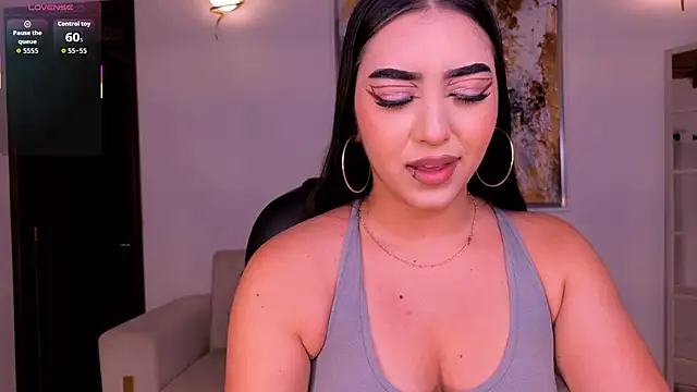 SophieLanne online show from 06/08/26, 12:03