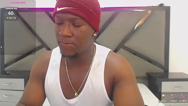 Snapshot of kingAlexander22 chatting on 11/16/25, 01:17 kingAlexander22 online show from 11/16/25, 01:17