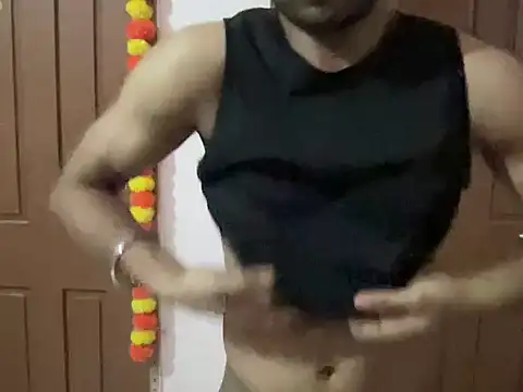 Snapshot of sexy_rowdy chatting on 11/17/25, 07:52 sexy rowdy online show from 11/17/25, 07:52