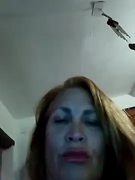 Snapshot of Tatitahot69 chatting on 11/28/25, 05:26 Tatitahot69 online show from 11/28/25, 05:26