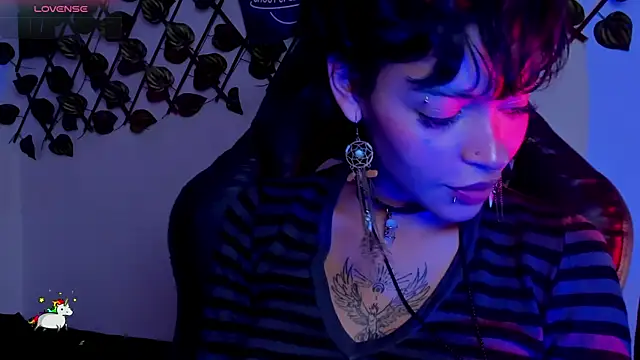 Anny Kiitty online show from 06/11/26, 06:00