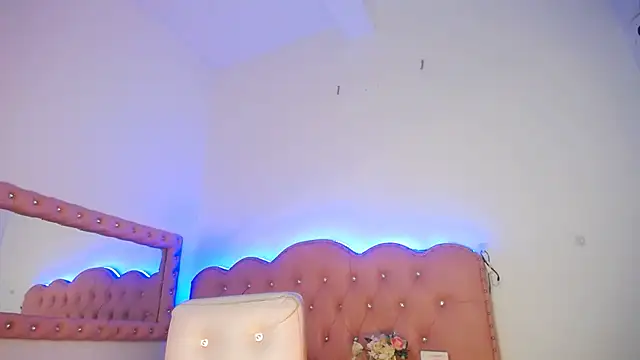 Snapshot of Sussan_cooper chatting on 04/15/26, 07:58 Sussan cooper online show from 04/15/26, 07:58