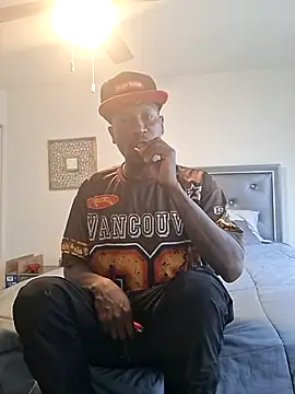 Snapshot of yourboy501withthebig1 chatting on 06/30/26, 05:14 yourboy501withthebig1 online show from 06/30/26, 05:14