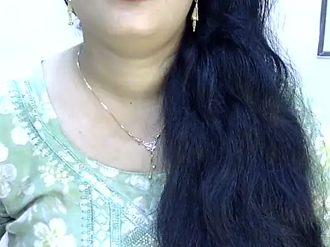 Snapshot of Muskan_Jha chatting on 05/29/26, 01:42 Muskan Jha online show from 05/29/26, 01:42