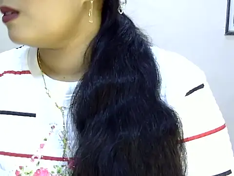 Muskan Jha online show from 07/05/26, 12:45