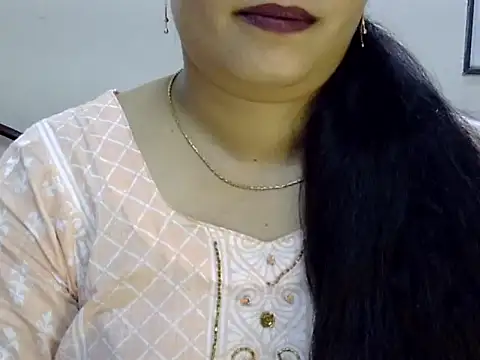 Muskan Jha online show from 07/25/26, 11:41