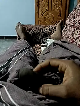 Snapshot of spermc chatting on 11/25/25, 03:34 spermc online show from 11/25/25, 03:34