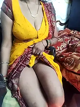 Snapshot of sexysushma1992 chatting on 11/28/25, 03:14 sexysushma1992 online show from 11/28/25, 03:14