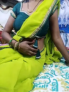 Snapshot of sexysushma1992 chatting on 12/02/25, 12:49 sexysushma1992 online show from 12/02/25, 12:49
