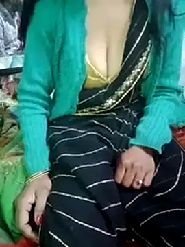 Snapshot of sexysushma1992 chatting on 01/11/26, 01:43 sexysushma1992 online show from 01/11/26, 01:43