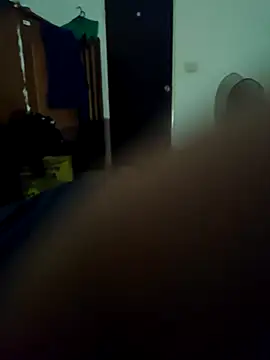 Snapshot of Hay007 chatting on 11/18/25, 03:45 Hay007 online show from 11/18/25, 03:45