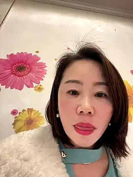 Snapshot of xiaoling2358 chatting on 12/14/25, 07:36 xiaoling2358 online show from 12/14/25, 07:36