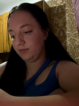 Snapshot of DianasLovex chatting on 11/19/25, 08:20 DianasLovex online show from 11/19/25, 08:20