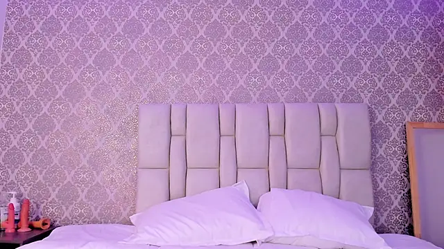 Venuss888 online show from 11/24/25, 09:36