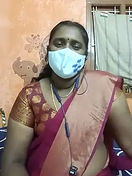 Snapshot of Tamil_Ranjini chatting on 12/13/25, 07:53 Tamil Ranjini online show from 12/13/25, 07:53