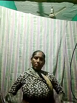 Snapshot of Xx_savita chatting on 02/25/26, 07:34 Xx savita online show from 02/25/26, 07:34