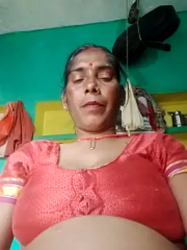 Snapshot of Xx_savita chatting on 03/06/26, 11:06 Xx savita online show from 03/06/26, 11:06