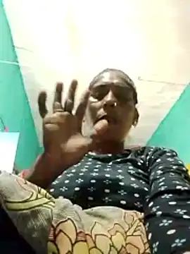 Snapshot of Xx_savita chatting on 03/14/26, 12:21 Xx savita online show from 03/14/26, 12:21