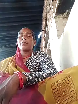 Snapshot of Xx_savita chatting on 03/25/26, 05:13 Xx savita online show from 03/25/26, 05:13