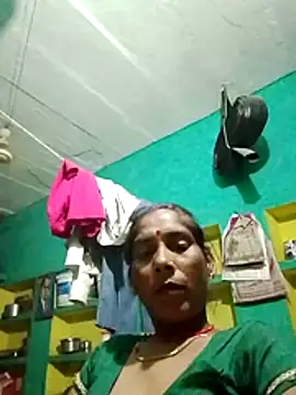 Snapshot of Xx_savita chatting on 04/24/26, 11:40 Xx savita online show from 04/24/26, 11:40