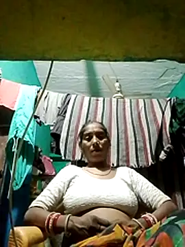Snapshot of Xx_savita chatting on 04/30/26, 11:20 Xx savita online show from 04/30/26, 11:20