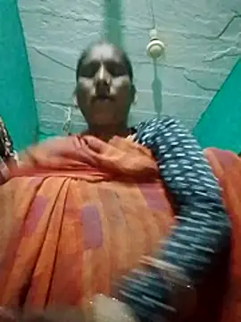 Snapshot of Xx_savita chatting on 05/25/26, 05:41 Xx savita online show from 05/25/26, 05:41