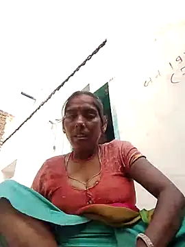 Snapshot of Xx_savita chatting on 06/14/26, 02:35 Xx savita online show from 06/14/26, 02:35