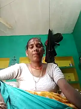 Snapshot of Xx_savita chatting on 06/23/26, 01:03 Xx savita online show from 06/23/26, 01:03
