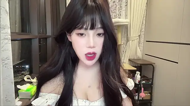 Snapshot of Sep-oo chatting on 05/07/26, 11:37 Sep-oo online show from 05/07/26, 11:37