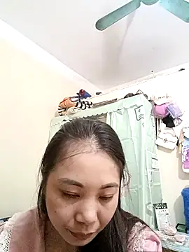 Snapshot of Moon-night222 chatting on 12/02/25, 02:45 Moon-night222 online show from 12/02/25, 02:45