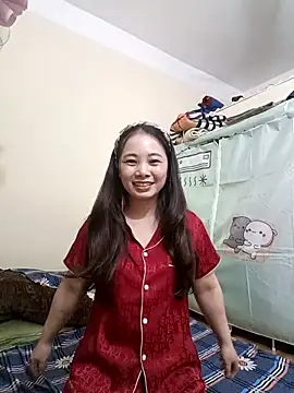 Snapshot of Moon-night222 chatting on 12/04/25, 12:47 Moon-night222 online show from 12/04/25, 12:47