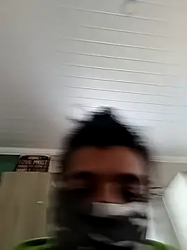 Snapshot of taystiieGirl chatting on 11/16/25, 02:33 taystiieGirl online show from 11/16/25, 02:33