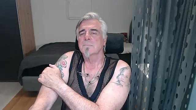 Buidapest online show from 07/08/26, 03:00